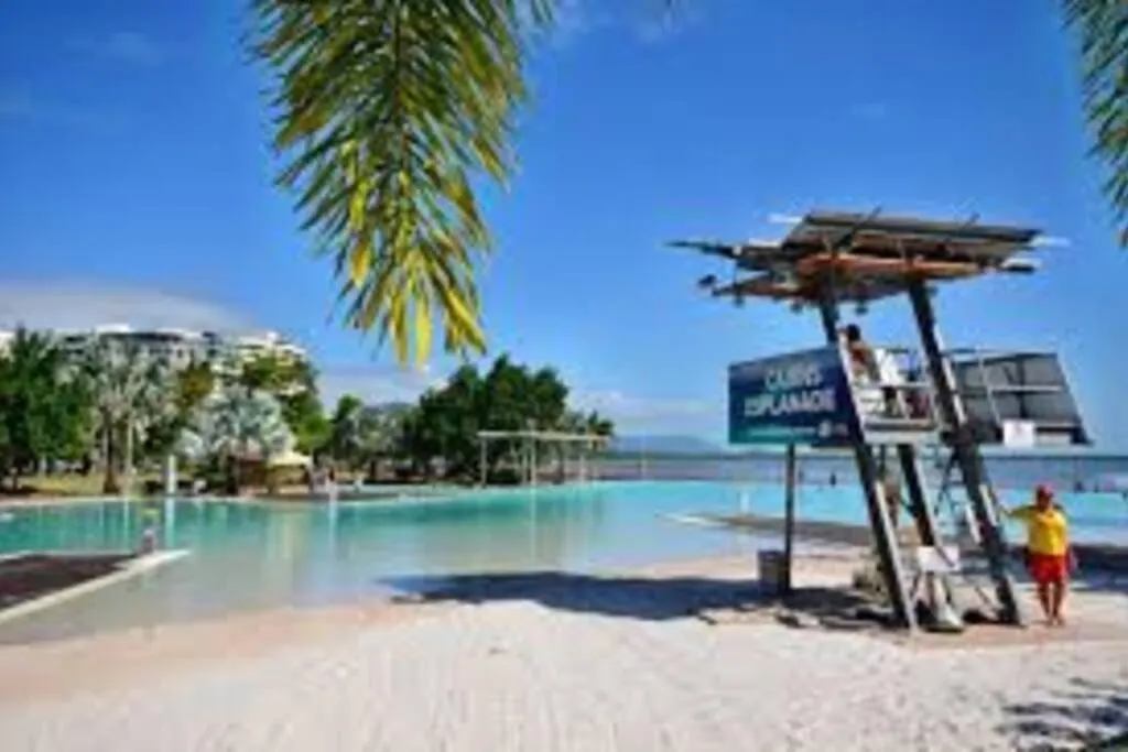 Tropical Oasis Villa Freshwater Australia